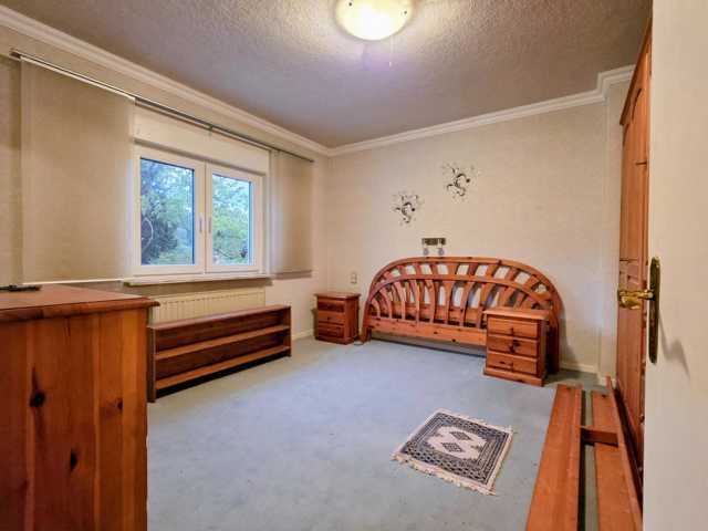 Topgepflegtes Wohlfühlhaus mit großem Grundstück in idyllischer Stadtrandlage von Bexbach - Einfamilienhaus Bexbach | Angebot:27083078