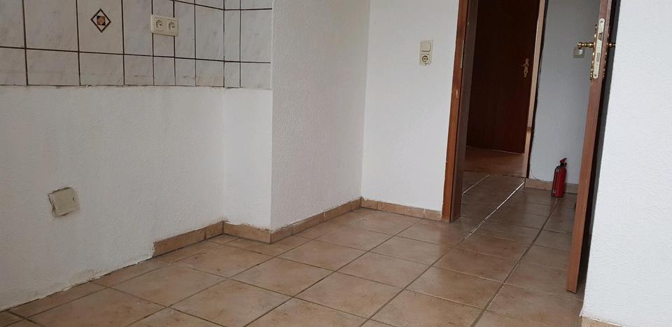 Etagenwohnung Saarbrücken West - 1 Zimmer, 75 m&sup2;, 130.000&euro; | Angebot:26062904