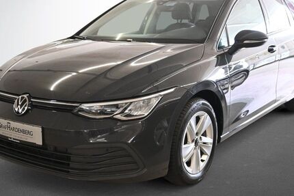 VW Golf 111.100 km 17.980 &euro; Karlsruhe 76131