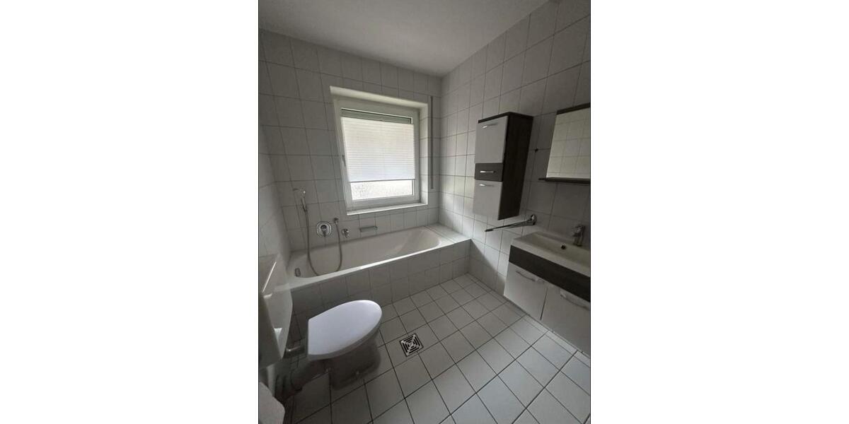Etagenwohnung Bad Oeynhausen Dehme - 3 Zimmer, 80 m&sup2;, 850&euro; | Angebot:25950751