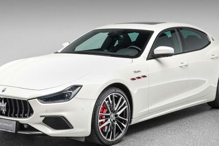 Maserati Ghibli 50.900 km 86.690 € Singen/Htwl. 78224