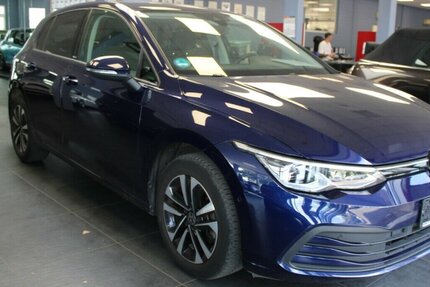 VW Golf VIII 2.0 TDI SCR United 69.468 km 17.980 € Euskirchen 53881