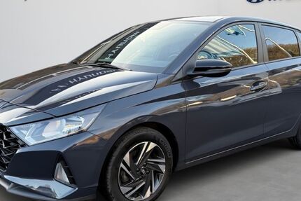 Hyundai i20 13.713 km 17.991 &euro; Schiffweiler 66578