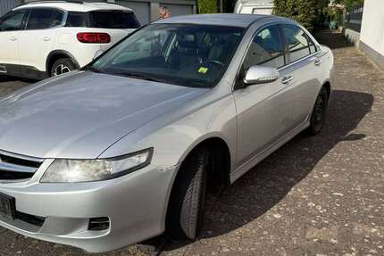 Honda Accord 213.000 km 1.658 &euro; Hattersheim am Main, Stadt 65795