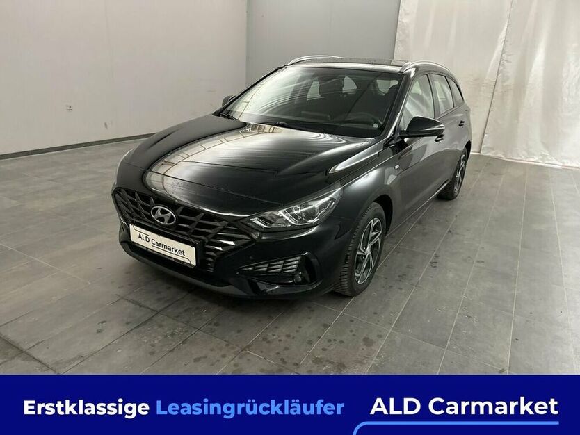 i30