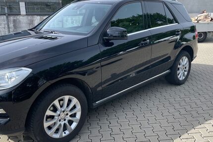 Mercedes-Benz ML 250 199.900 km 12.950 &euro; Herzogenrath 52134