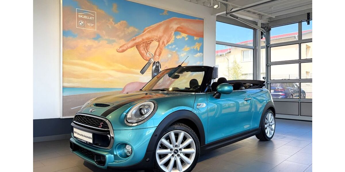 Mini Cooper S Cabrio 67.000 km 19.820 &euro; Strausberg 15344
