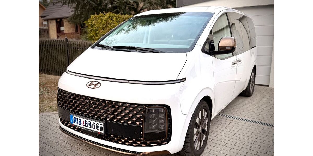 Hyundai STARIA 76.000 km 35.500 &euro; Ahrensfelde 16356