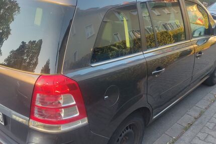 Opel Zafira 157.000 km 3.000 &euro; Gustavsburg 65462