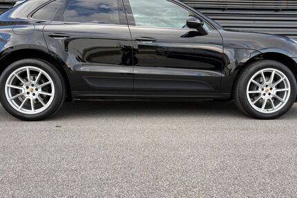 Porsche Macan 87.100 km 36.100 &euro; Passau 94032