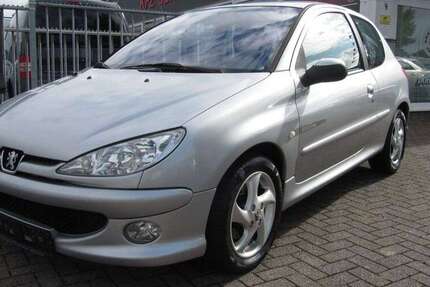 Peugeot 206 129.955 km 2.699 € Düren 52353