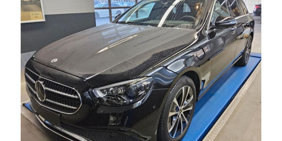 Mercedes-Benz E 300 52.000 km 38.300 &euro; Detzem 54340