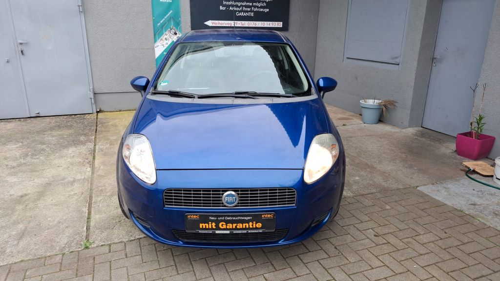 Fiat Grande Punto 166.000 km 1.899 &euro; Oberhausen-Rheinhausen 68794