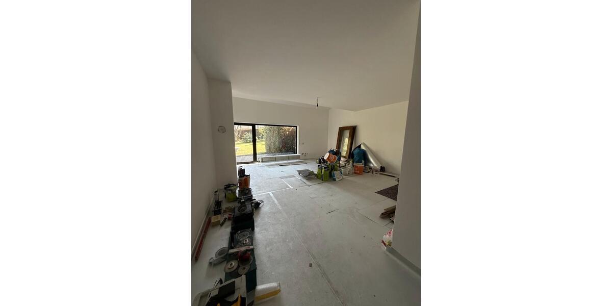 Reihenhaus Kierspe - 6 Zimmer, 140 m&sup2;, 1.300&euro; | Angebot:26314343