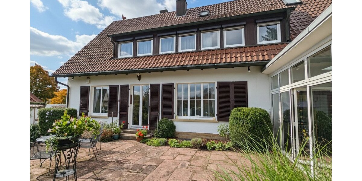 Hünfeld, Wohnhaus mit ELW - Einfamilienhaus Hünfeld | Angebot:26589383