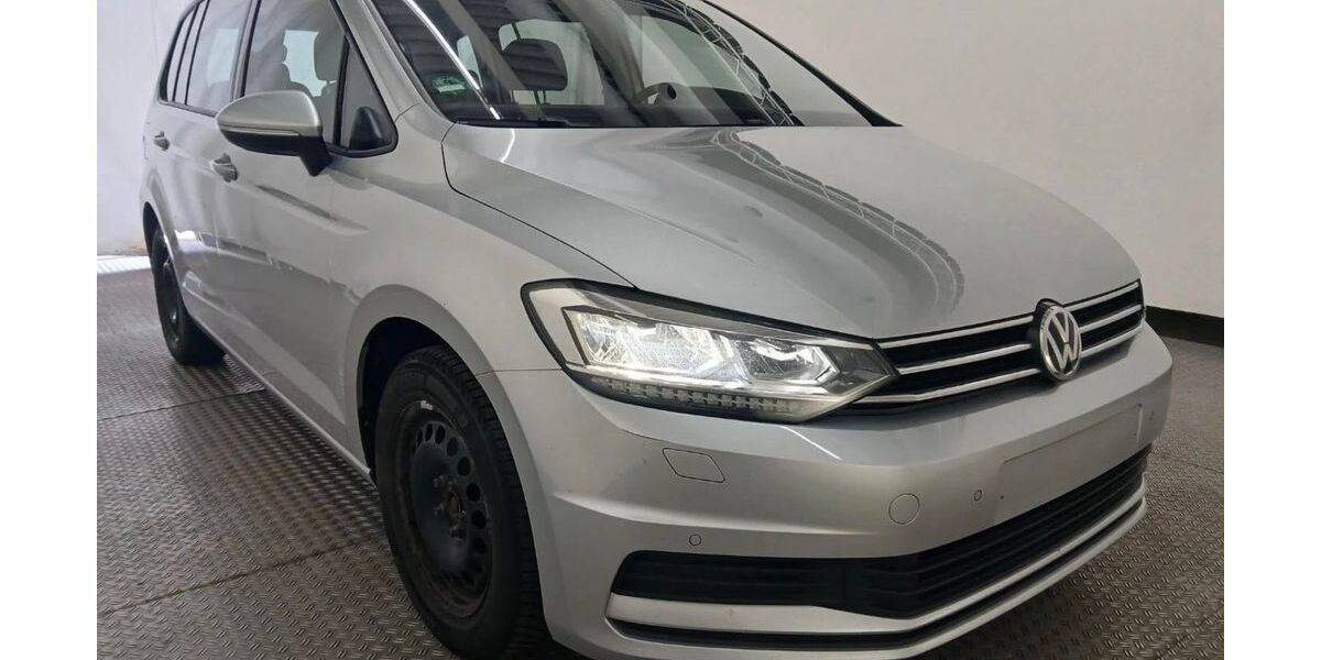 VW Touran 225.800 km 7.999 &euro; Bottrop 46236