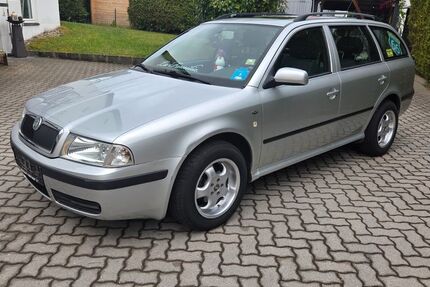 Skoda Octavia 264.000 km 2.500 &euro; Kümmersbruck 92245