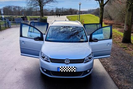 VW Touran 204.500 km 7.200 &euro; Niederkassel 53859