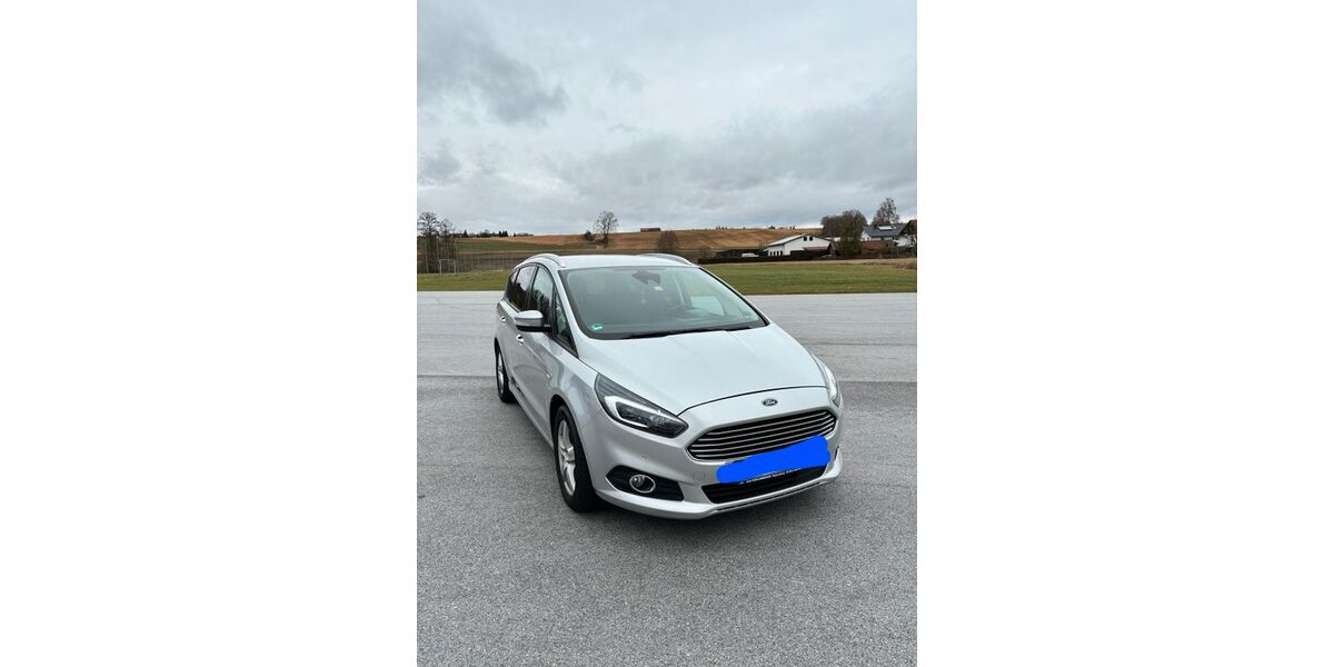 Ford S-Max 256.201 km 8.500 &euro; Johanniskirchen 84381