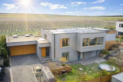 Haus Nieder-Olm Olm - 6.5 Zimmer, 237 m&sup2;, 1.450.000&euro; | Angebot:25164369