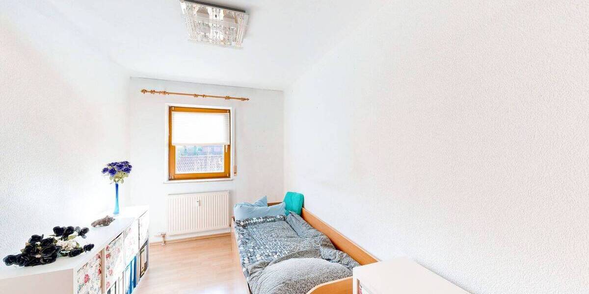 Etagenwohnung Margetshöchheim - 4 Zimmer, 98 m&sup2;, 349.000&euro; | Angebot:26016145