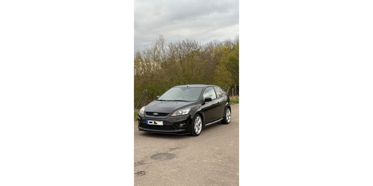 Ford Focus 204.000 km 8.490 &euro; Öhringen 74613