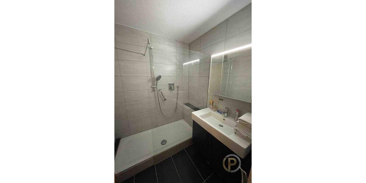 Etagenwohnung Esslingen am Neckar Oberesslingen - 4 Zimmer, 103 m&sup2;, 325.000&euro; | Angebot:25275772