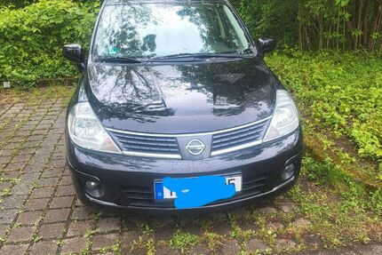 Nissan Tiida 153.530 km 1.000 &euro; München 81739