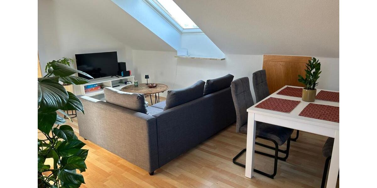 Dachgeschoßwohnung Steinhagen - 2 Zimmer, 44 m&sup2;, 370&euro; | Angebot:25270816