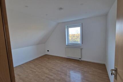 Wohnung Reute - 4 Zimmer, 1.200&euro; | Angebot:23681316