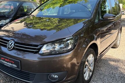 VW Touran 223.000 km 6.990 € Köln 51061