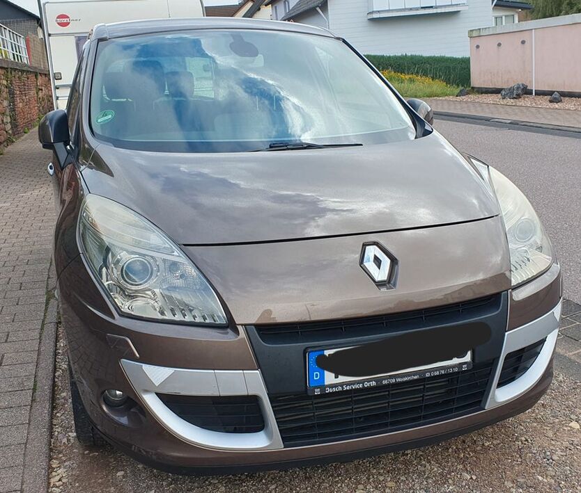 Renault Scenic 220.000 km 2.785 € Greimerath 54314