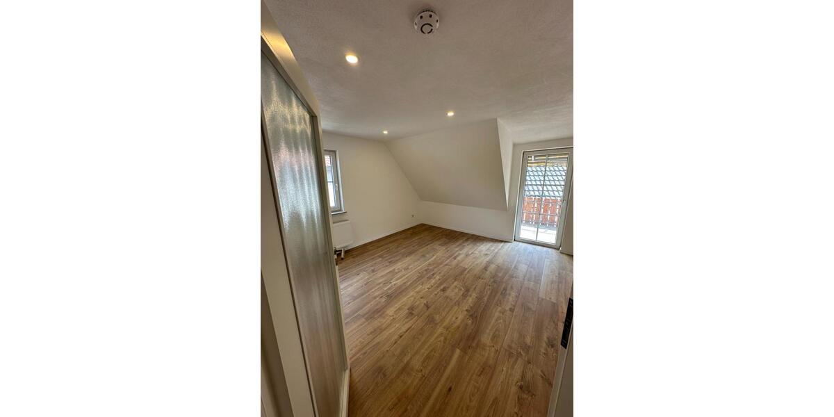 Stilvolle 4,5-Zimmer-Maisonette mit Terrasse ins Grüne zimmer