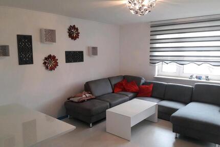 4 Zimmee Wohnung Erdgeschoss mit Balkon und Stellplatz