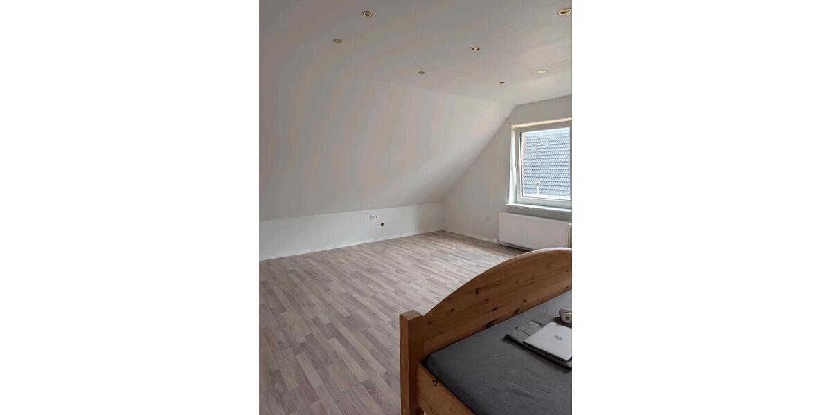 Einfamilienhaus Rendsburg - 4 Zimmer, 145 m&sup2;, 320.000&euro; | Angebot:26815530