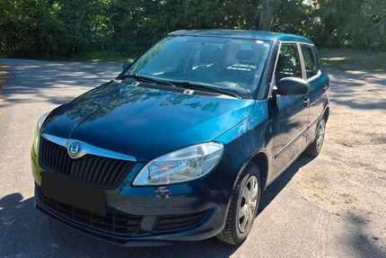 Skoda Fabia 182.000 km 3.000 &euro; Bad Driburg 33014