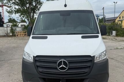 Mercedes-Benz Sprinter 345.000 km 12.100 € München 81245