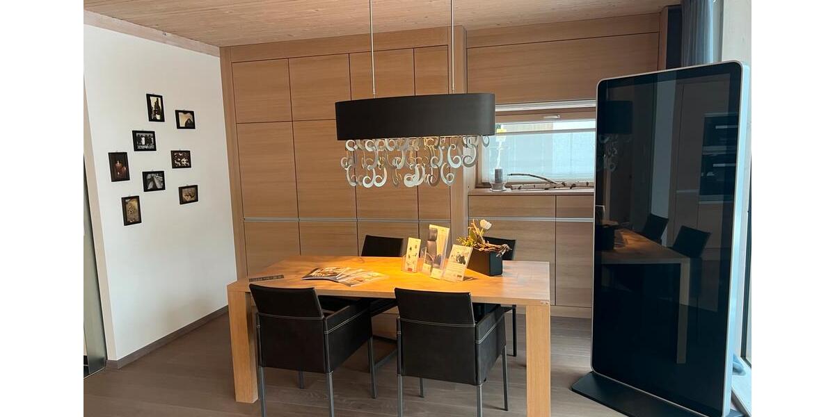 Einfamilienhaus Bad Neustadt an der Saale - 8 Zimmer, 193 m&sup2;, 775.000&euro; | Angebot:27002649