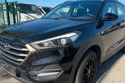 Hyundai TUCSON 126.000 km 9.900 &euro; Mittenwalde 15749