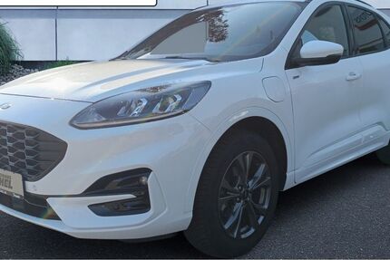 Ford Kuga 42.257 km 25.790 &euro; Hartmannsdorf 09232