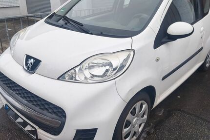 Peugeot 107 151.000 km 1.999 &euro; Freiberg am Neckar 71691