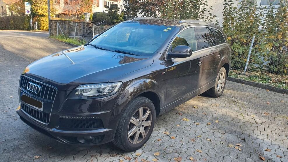 Audi Q7 320.000 km 8.500 € Reutlingen 72760