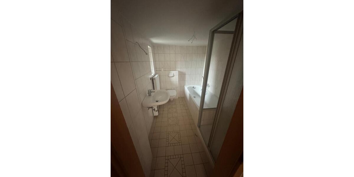 Etagenwohnung Arneburg - 3 Zimmer, 75 m&sup2;, 530&euro; | Angebot:26038895