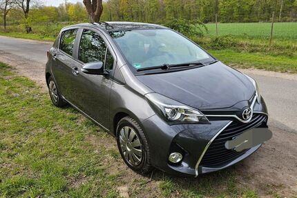 Toyota Yaris 49.000 km 10.950 &euro; Frechen 50226