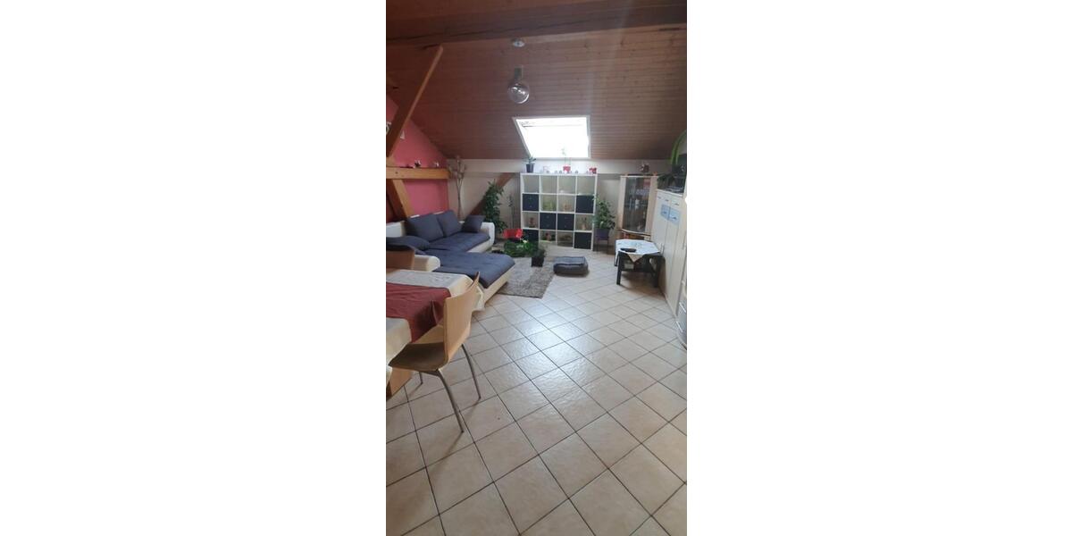 Dachgeschoßwohnung Wasserburg am Inn - 2.5 Zimmer, 98 m&sup2;, 780&euro; | Angebot:25310530