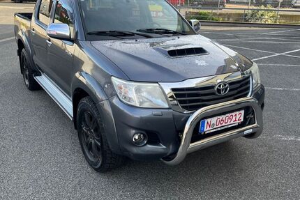 Toyota Hilux 216.000 km 14.999 &euro; Nürnberg 90439