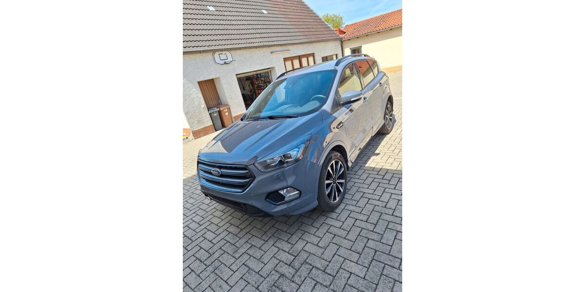 Ford Kuga 74.830 km 19.490 &euro; Alerheim 86733
