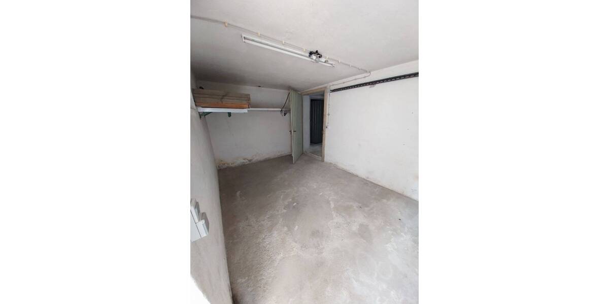Doppelhaushälfte Singen - 6 Zimmer, 135 m&sup2;, 225.000&euro; | Angebot:26852759
