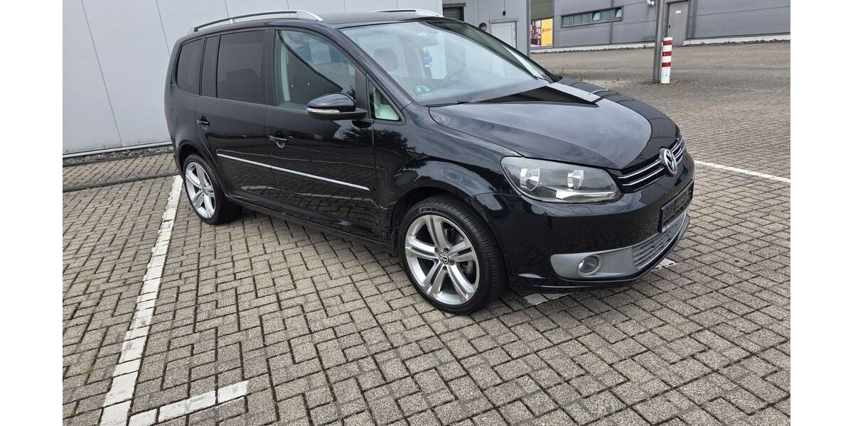 VW Touran 181.901 km 6.150 &euro; Kreuztal 57223