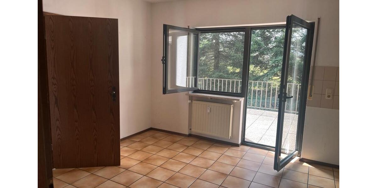 Erdgeschoßwohnung Tholey - 4 Zimmer, 105 m&sup2;, 700&euro; | Angebot:25456598